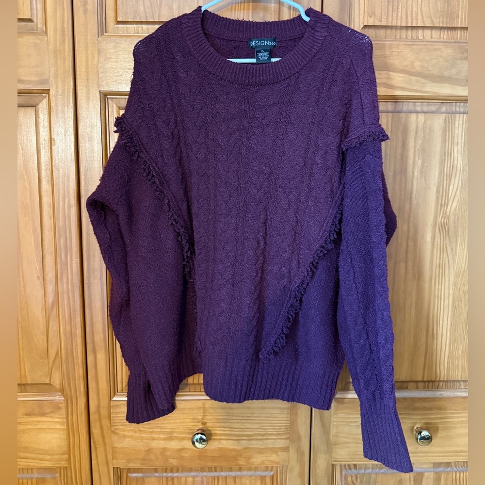 Women's Maroon Sweater